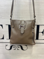Bolso H de piel