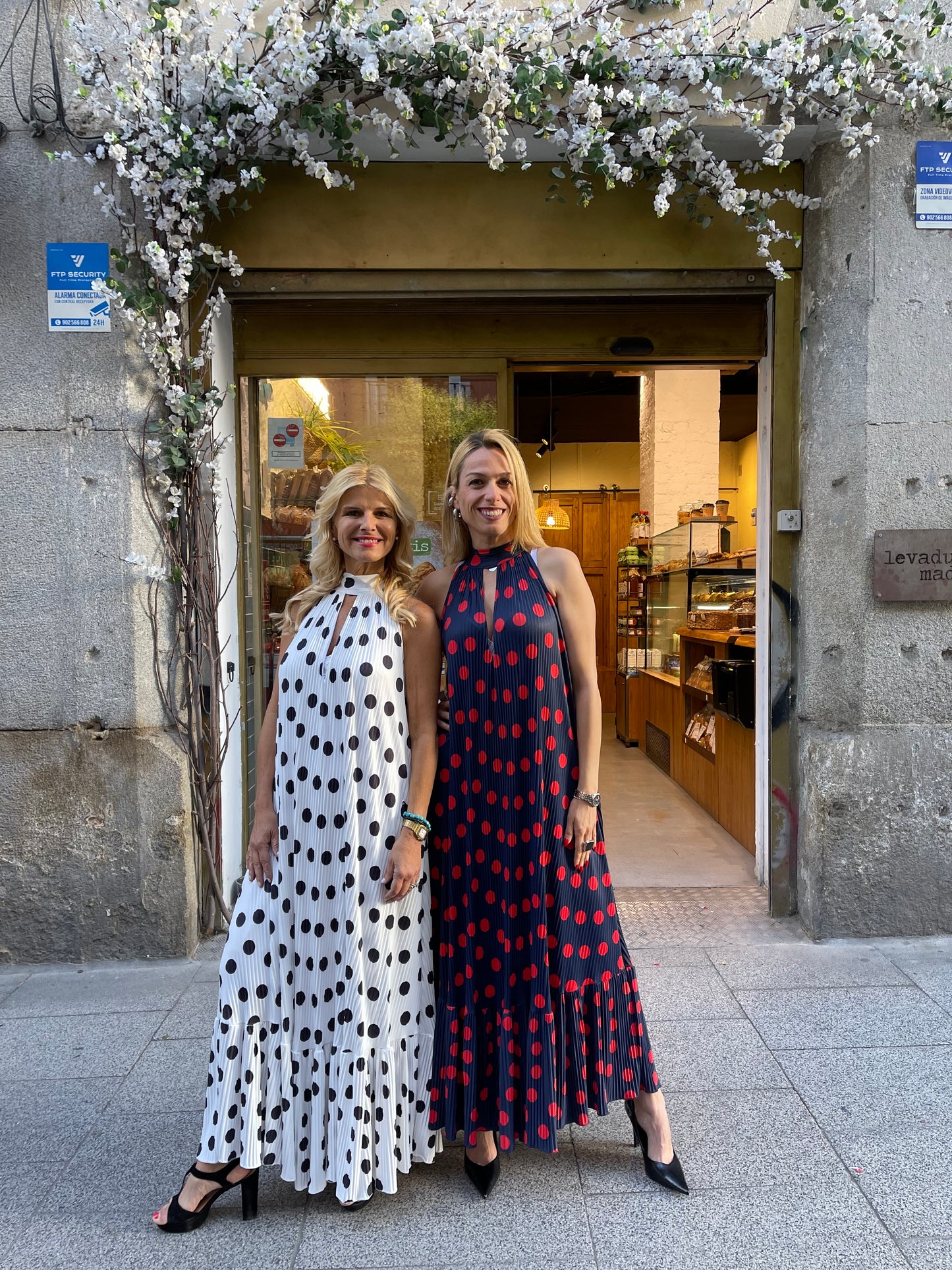 Vestido lunares