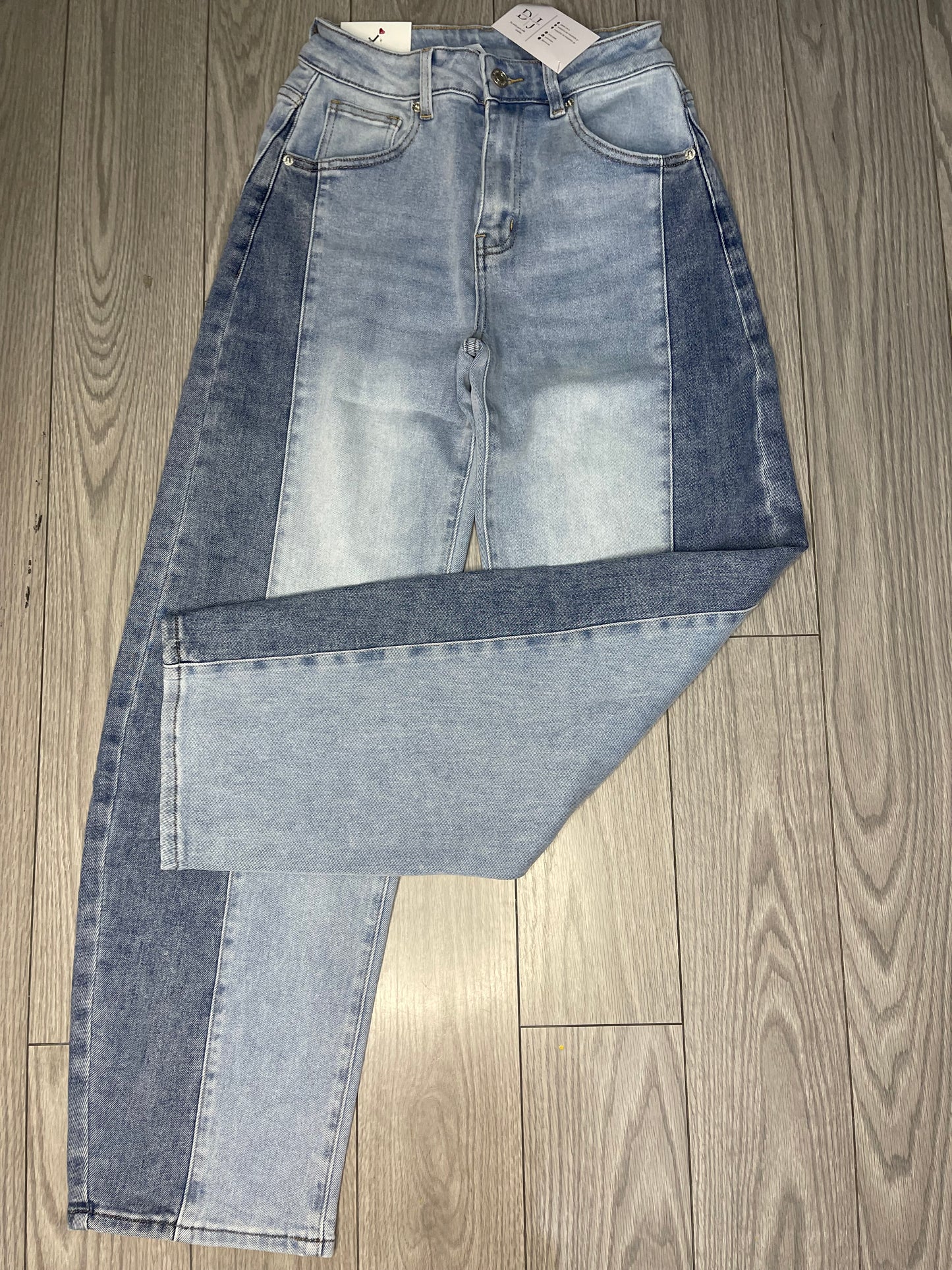 Jeans mujer bicolor efecto estilizador